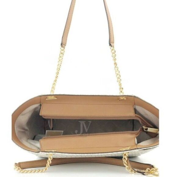 Michael Kors NWT Large Jet Set Travel Tote Handbag Signature Vanilla Gold Chain - Picture 7 of 12